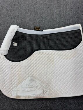 Shires Performance White Pad w/Waffle Half Pad